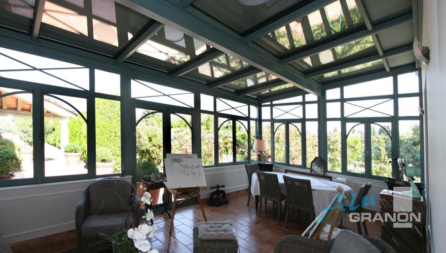 THE shutter for conservatory roof