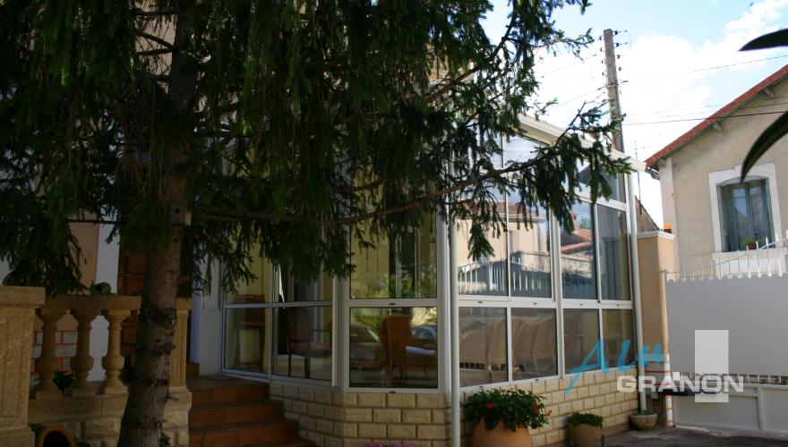 Jade and Tourmaline veranda TECHNAL