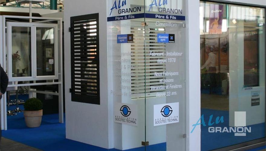 The aluminum shutters NOTEAL