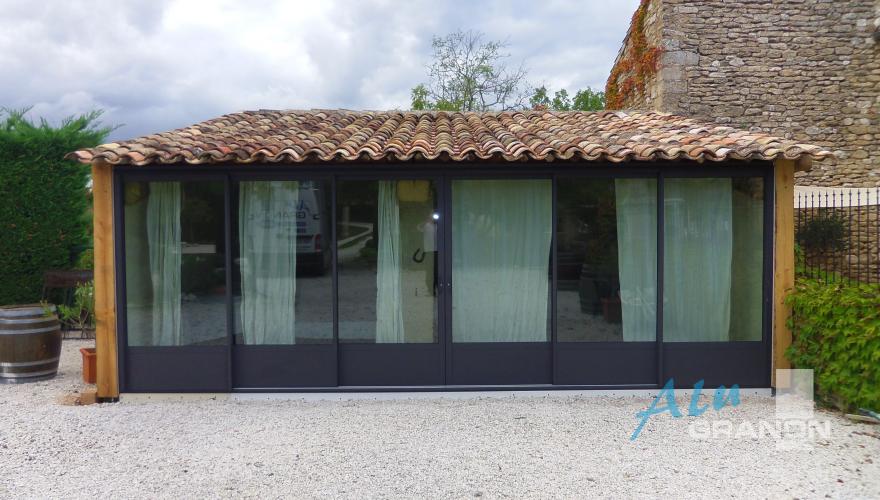 Coulissant soubassement